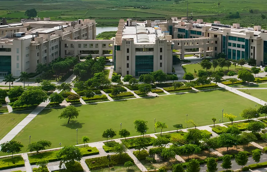 How to Choose the Right Online University in India: 10 Checklist Points Before You Enroll